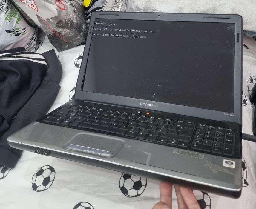 Computador Compaq para Arranjo ou para peças