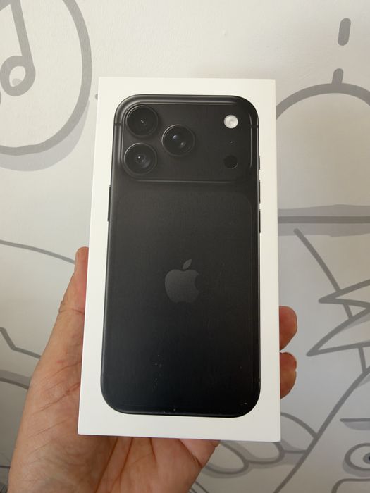 iPhone  18 Pro 256Gb black ( novo )