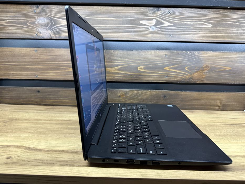 Dell Latitude 3590 15,6" HD i3-7130u/16 GB DDR4/M2 256/18% зносу
