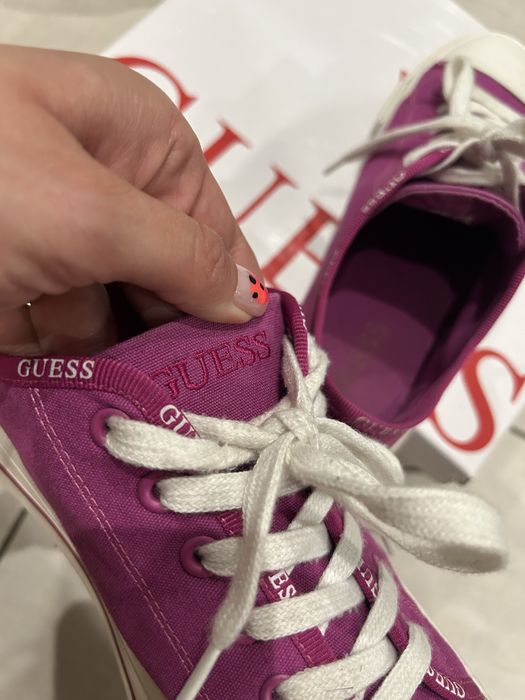 Guess trampki buty adidasy oryginalne 39