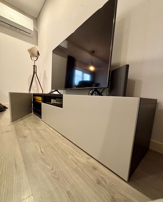 Móvel de Tv Ikea - BESTÅ