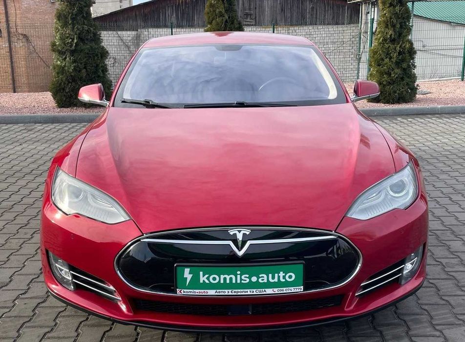 Продам Tesla S 2014. Можна в розстрочку, під викуп