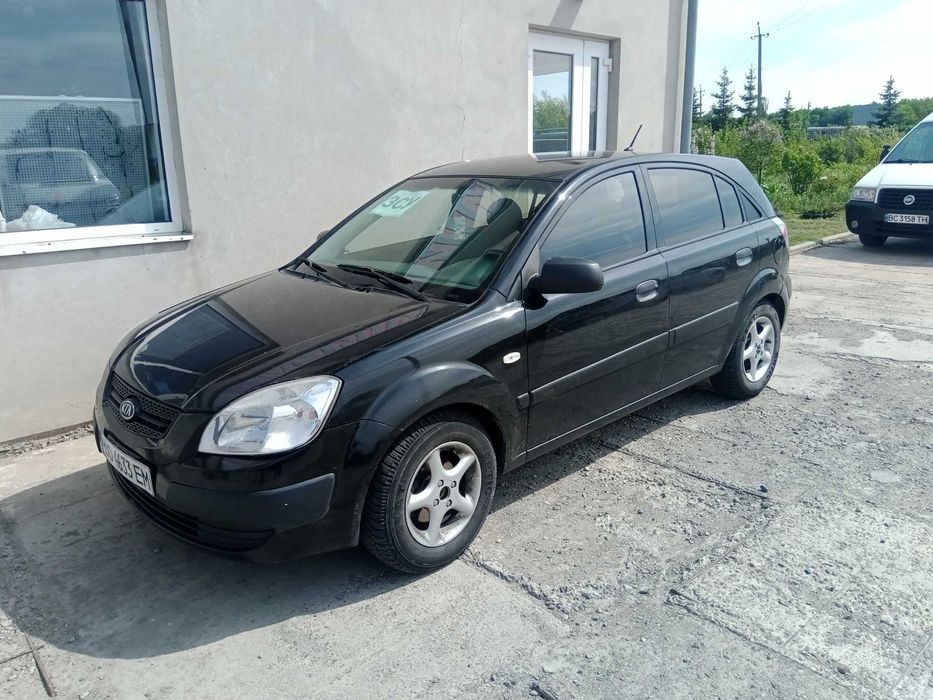 Продам Kia Rio 1,4 газ/бензин