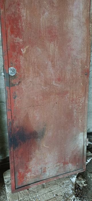 Porta Metal Cor Encarnada