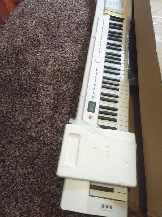 Piano 129€. Oportunidade