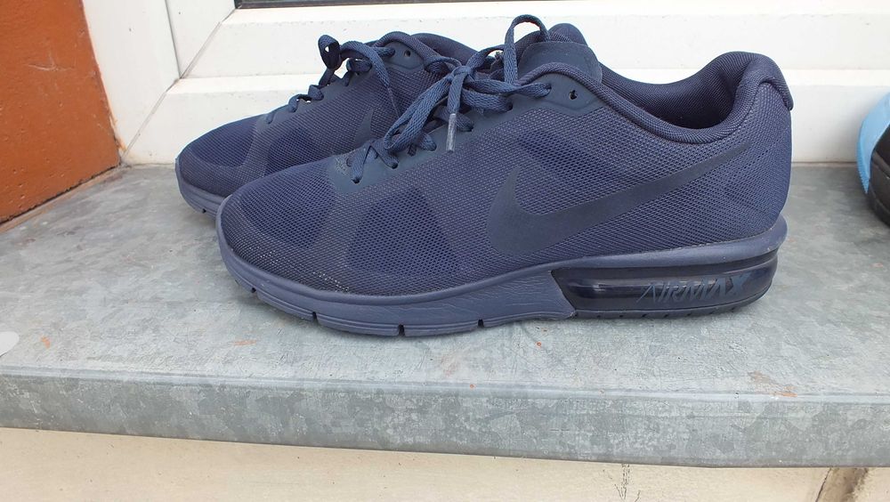 Super buty sportowe marki Nike Air Max r.42,5