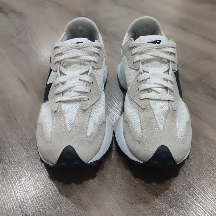 Кросівки New Balance 327 41 розмір