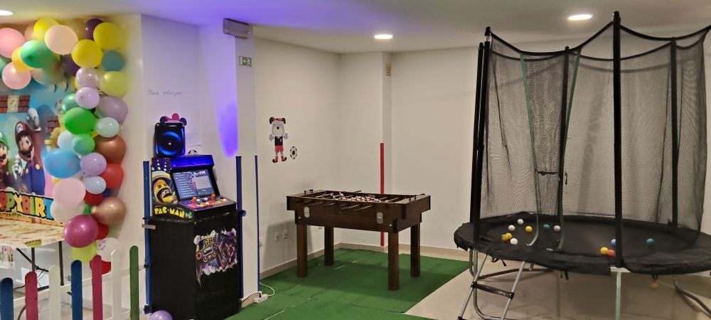 Vendo espaço infantil  de aniversário. Negócio chave na mão, pronto a trabalhar.