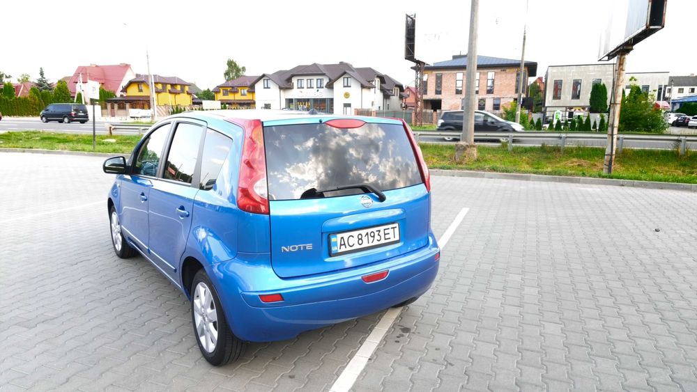 Nissan Note / 1,4 бензин / 2007