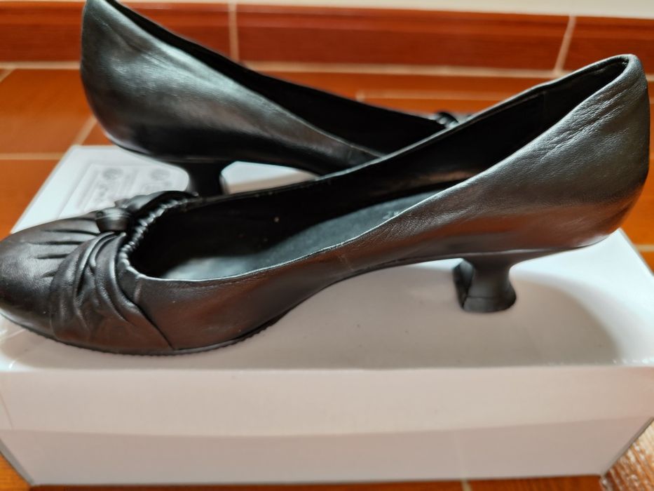 Sapatos Aldo muito confortáveis