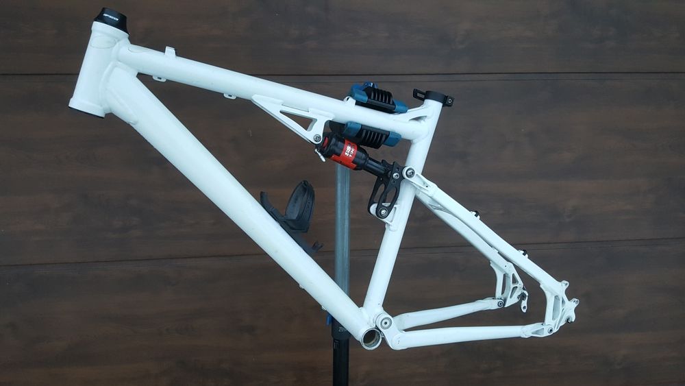 Двохпідвісна Рама  26 dt Swiss