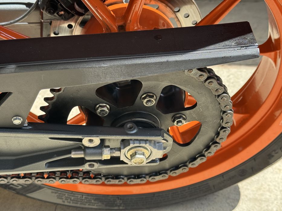 Мотоцикл KTM Duke 390