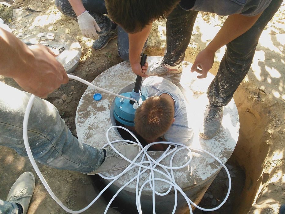 Чистка Свердловин Буріння та встановлення систем фільтрації води