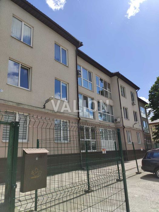 Без%.Продаж дворівневої квартири 200 м.кв. с.Святопетрівське, вул. Володимирська 29-З.