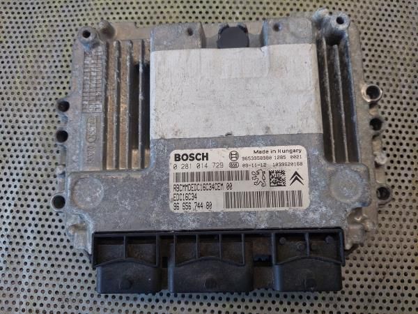 Centralina motor / ECU PEUGEOT 5008 I (0U_, 0E_)
