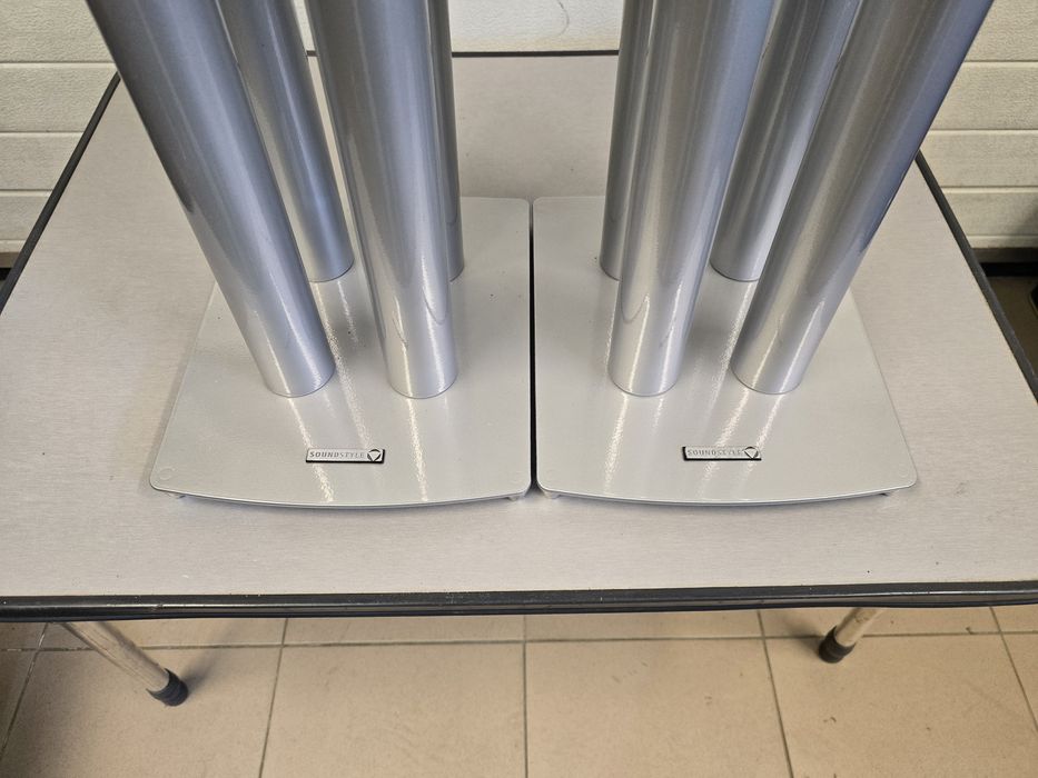 SOUNDSTYLE Z5 standy, podstawy pod głośniki jak nowe.