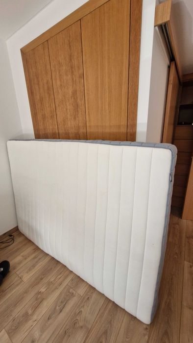 Colchão VALEVÅG IKEA 140x200cm