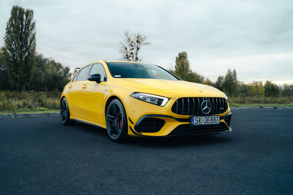 Wynajem samochodu Mercedes-AMG A45s 4MATIC+ - wypożyczalnia samochodów