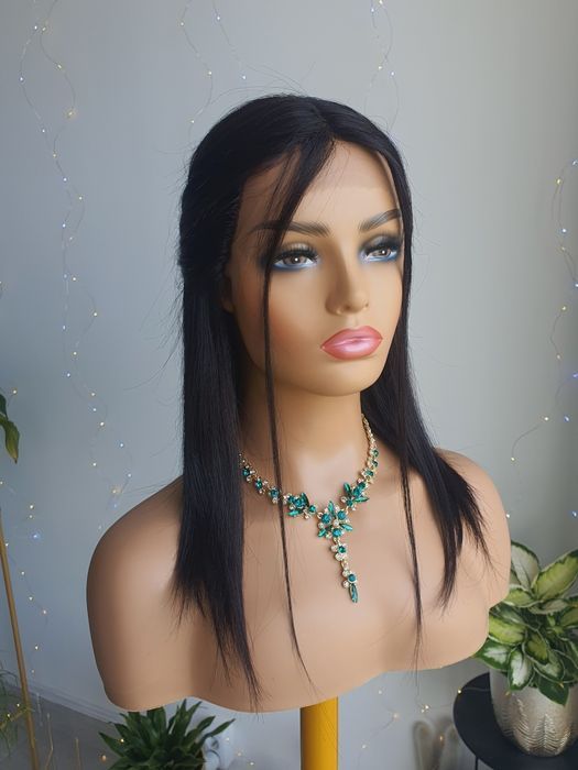 Peruka z włosów naturalnych w 100% naturlana czerń Megan lace front