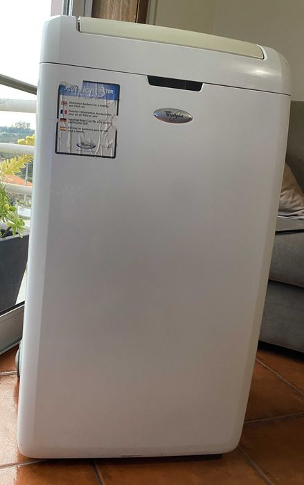 Ar condicionado móvel monobloco Whirlpool