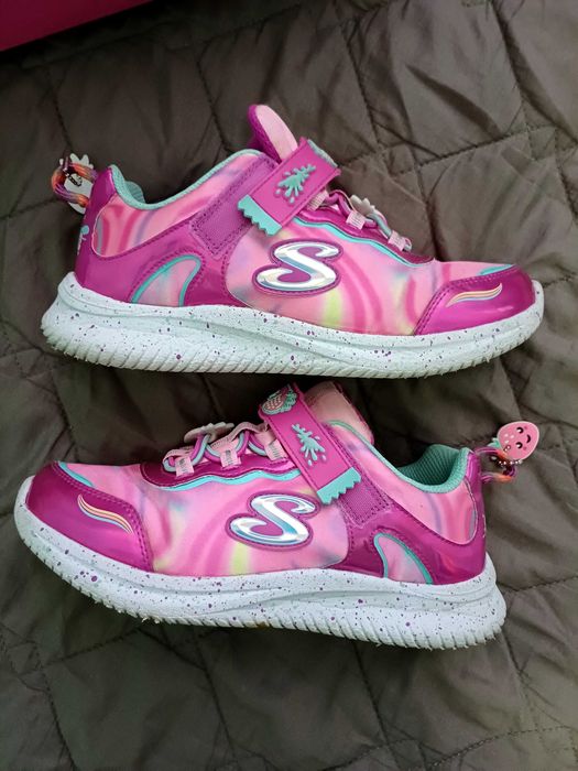 Skechers кросівки на ніжку 22см