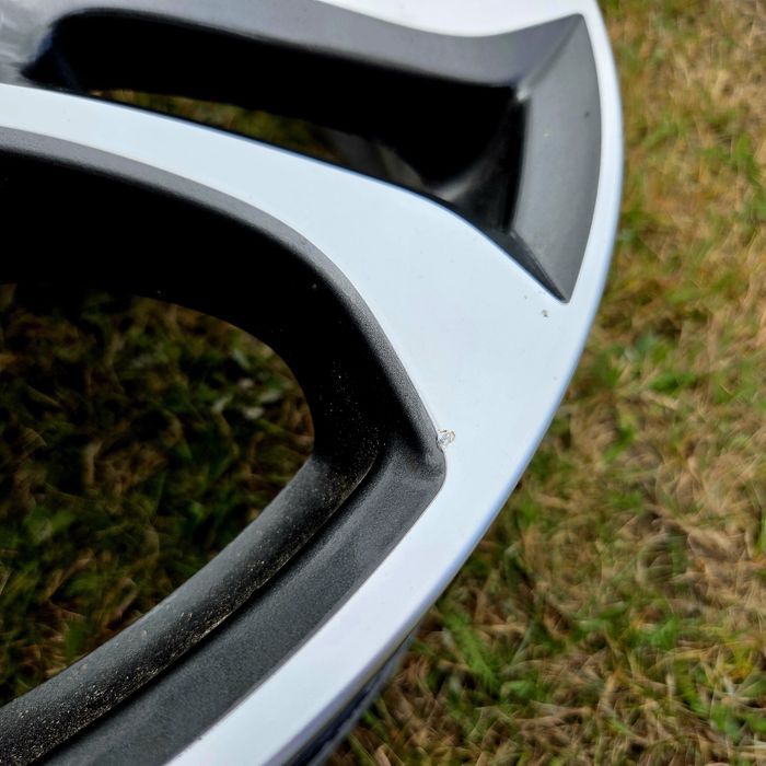 Oryginalne Felgi Mazda 16 4x100 Mazda 2