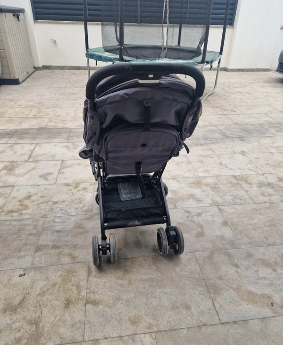 Vendo carrinho GB  dobrável (de avião)