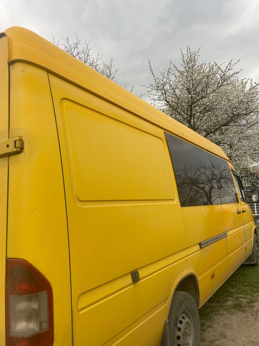 Бус Mercedes Sprinter