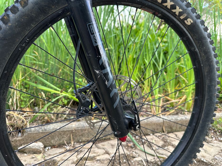 Kona Process 153, Tam M