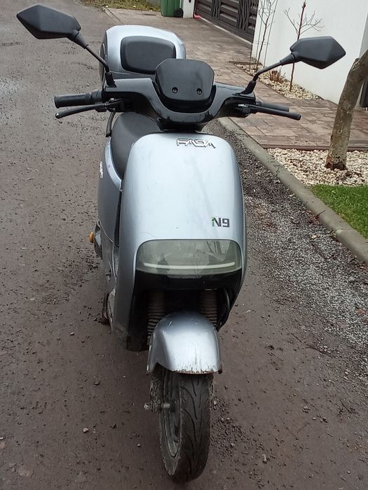 Електроскутер фада 9