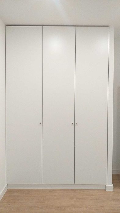 CARNAVAL com DESCONTOS em Cozinhas, roupeiros, closets. Aproveite!