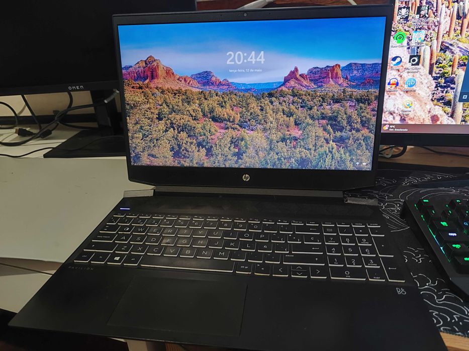 HP pavillion gamer AMD ryzen 5 3550H 20gb RAM placa de video NVIDIA 1050 3GB