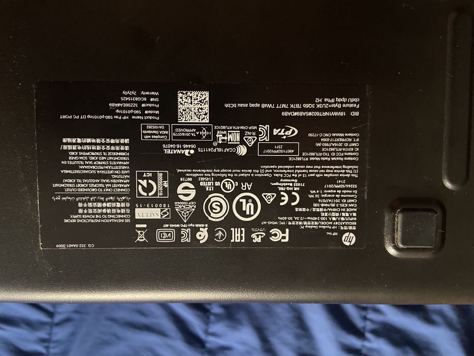 Desktop HP  AMD Ryzen 3 2200 G