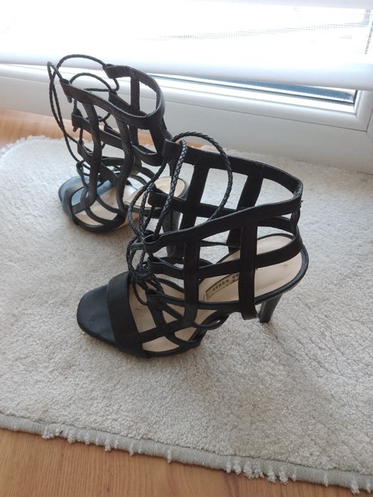 Buciki letnie wiązane ZARA 38