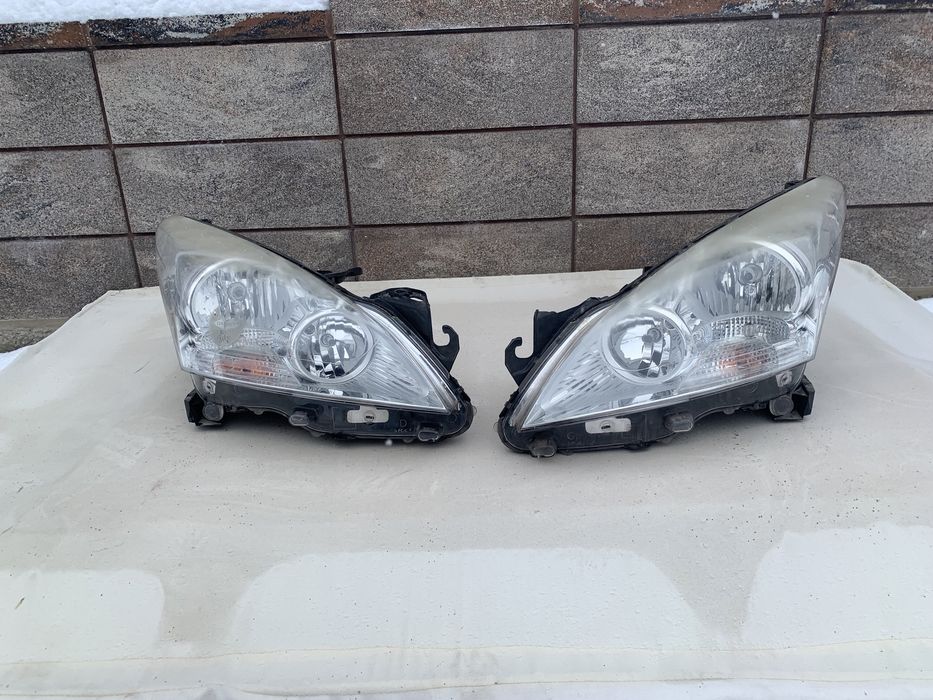 Фара ліва права  Peugeot 3008 5008 Фари Пежо 3008 5008