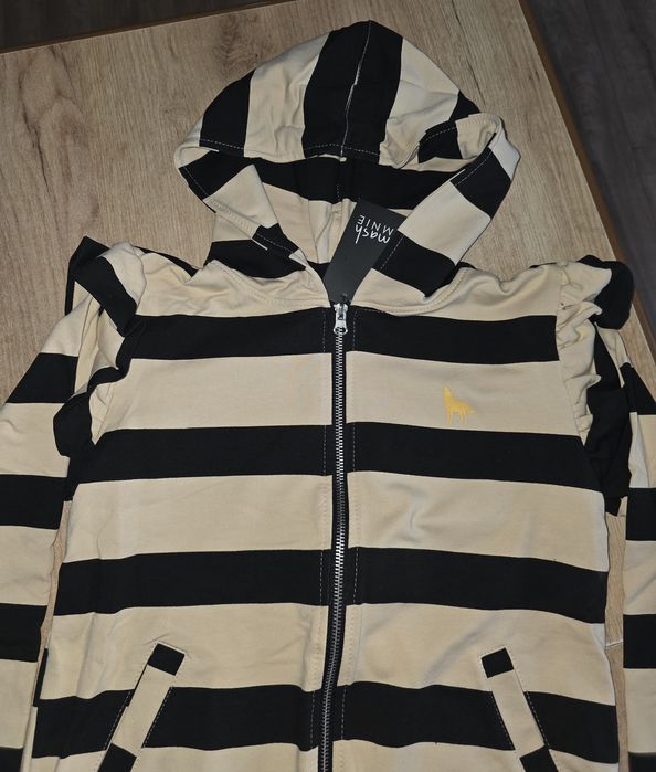 Nowa Bluza Na zamek Mashmnie 140/146cm Poszukiwana