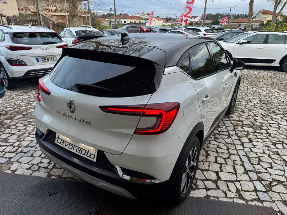 Renault Captur 1.0 TCe Techno Bi-Fuel