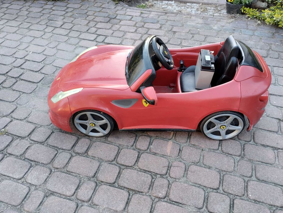 Ferrari FF Feber auto autko dla dzieci na akumulator