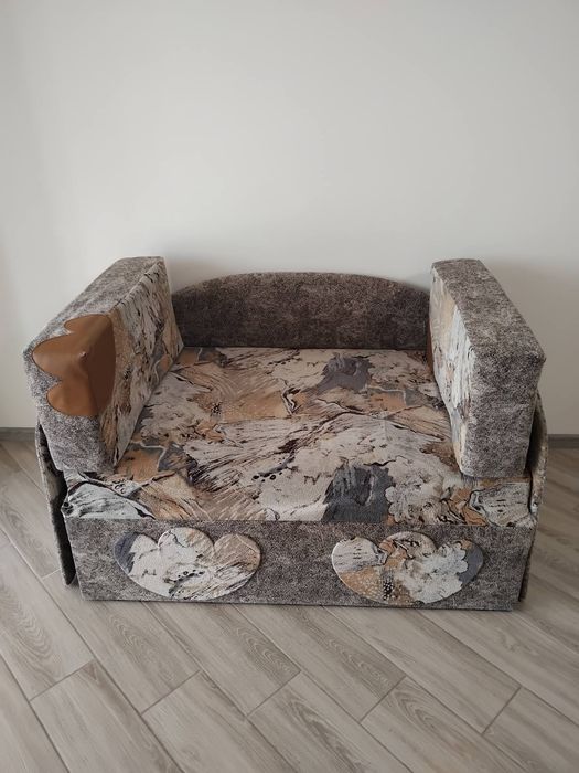 Продається диванчик розкладний 80×190 см.!