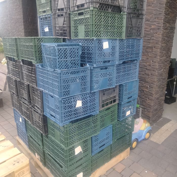 Skrzynki plastikowe