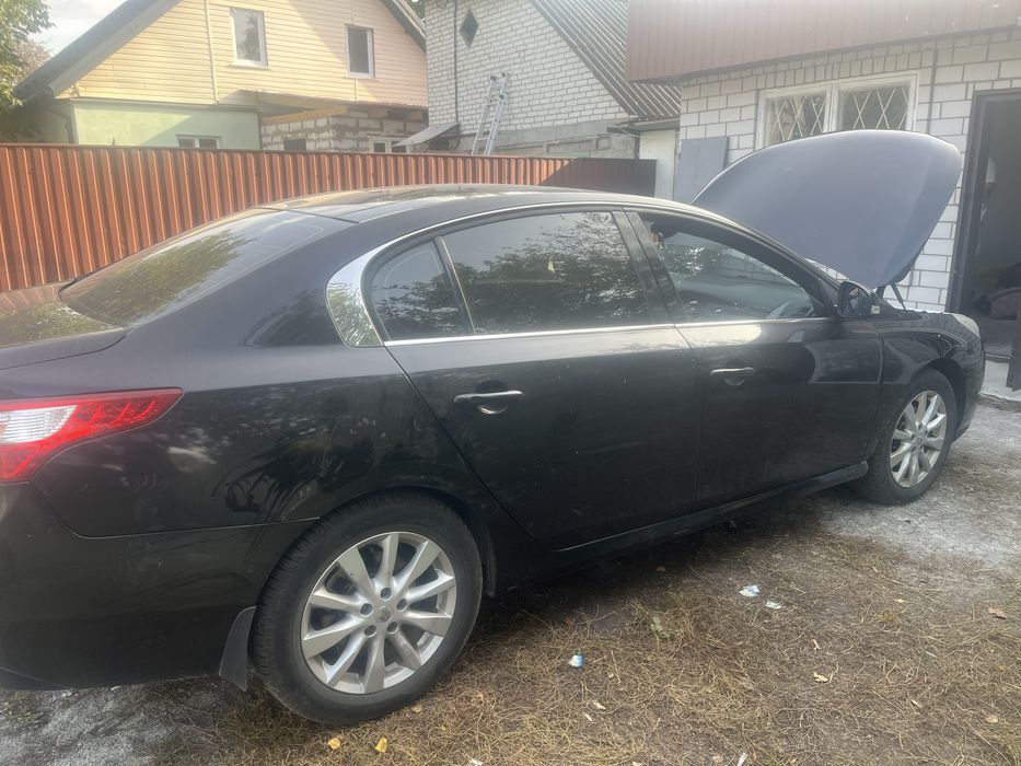 Продам власний автомобіль.