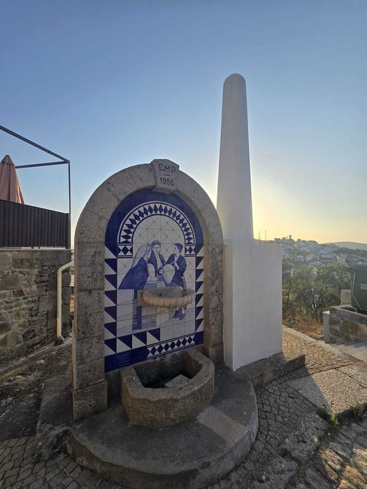 Casa de Pedra nas Muralhas do Castelo de Penamacor