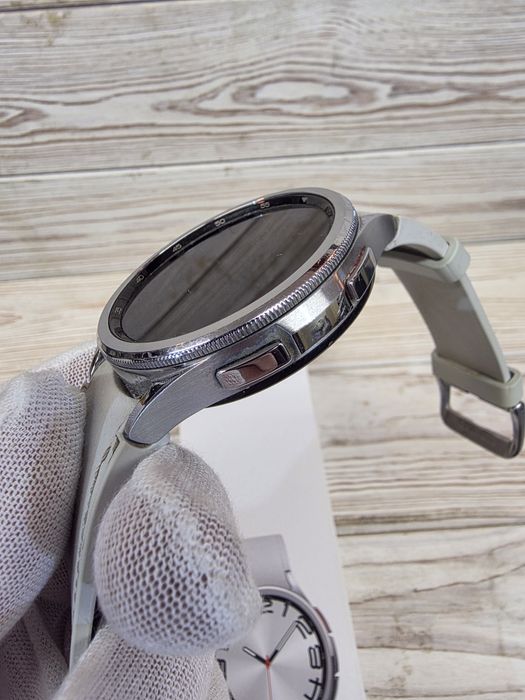 Продам Samsung Galaxy Watch 6 Classic 47 мм.