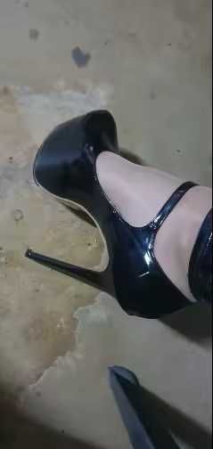 Szpilki na platformie szpilka 17 cm 2 kolory