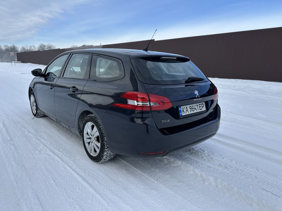 Peugeot 308 2016 рік 1,6HDI