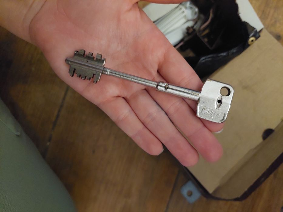 Fechadura de 4 trancas