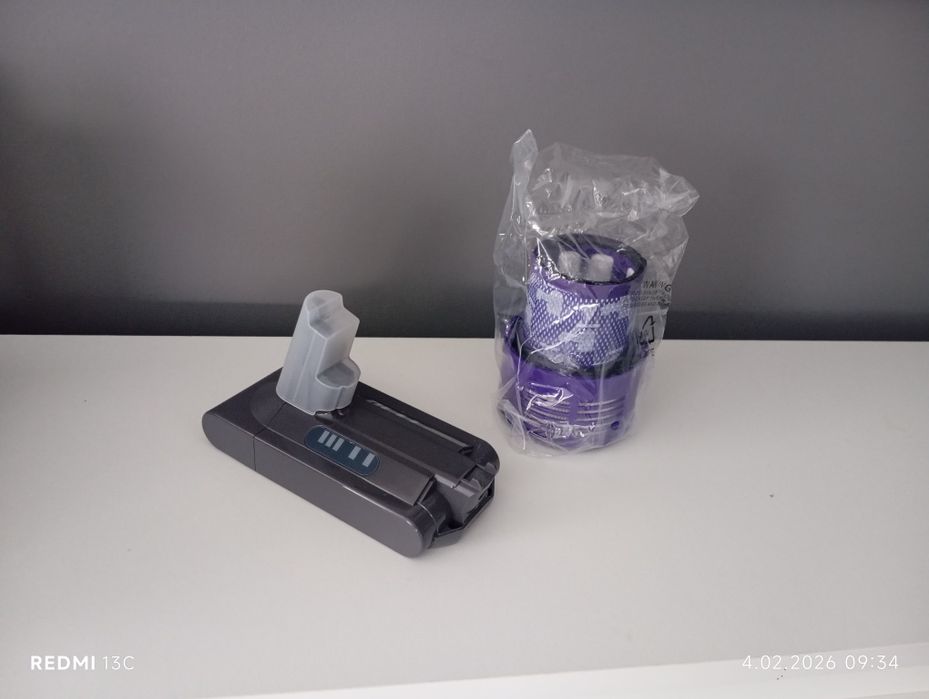 Bateria zamienna + filtr Dyson V10 25.2V 6000mah