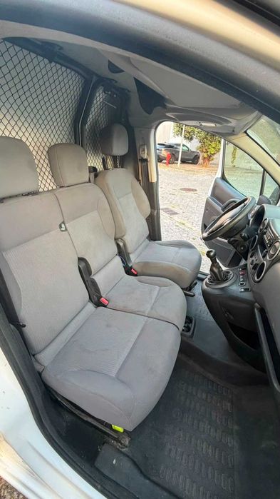 Peugeot Partner Comercial (3 Lugares)
