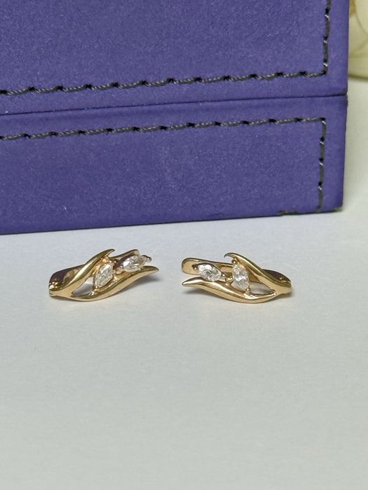 Золотые   сережки