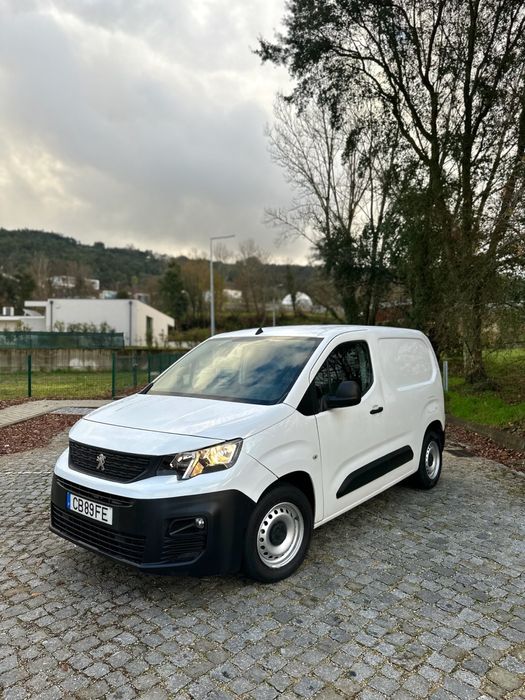 Peugeot Partner 1.6 HDi – 3 Lugares (Garantia Incluida)
